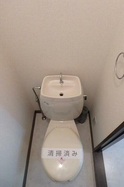 画像9:人気の高いバス・トイレ別で、使いやすい間取りです！