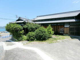 愛媛県松山市高浜町６丁目