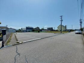 石川県能美市吉原町