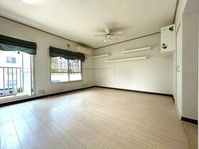 船橋グリーンハイツ　３号棟　２階