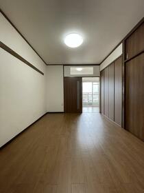 笛吹市春日居町　春日居ライフピアマンション　室内が大変綺麗になりました