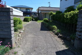 徳島県板野郡松茂町笹木野字山下