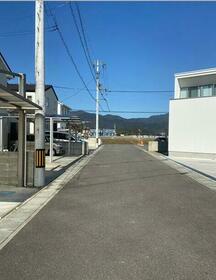 徳島県板野郡藍住町富吉字穂実