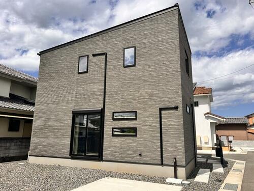 townhouse 徳島県徳島市国府町中