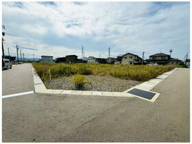 石川県白山市柴木町