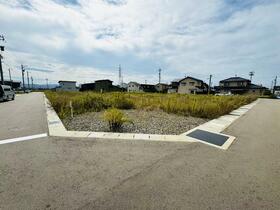 石川県白山市柴木町