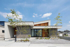 香川県丸亀市飯山町東坂元