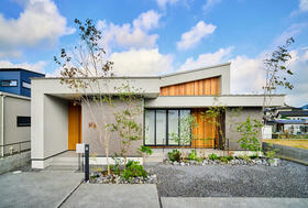 香川県丸亀市飯山町東坂元