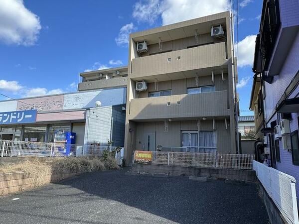 detached 埼玉県坂戸市薬師町
地図を見る