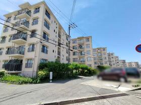 伊川谷住宅２号棟