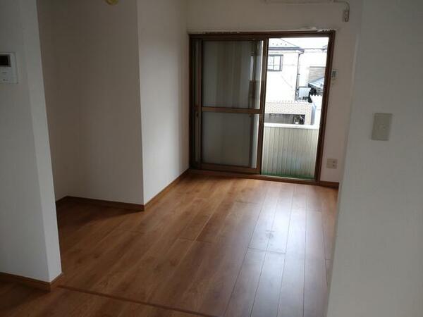 apartment 埼玉県白岡市白岡
地図を見る