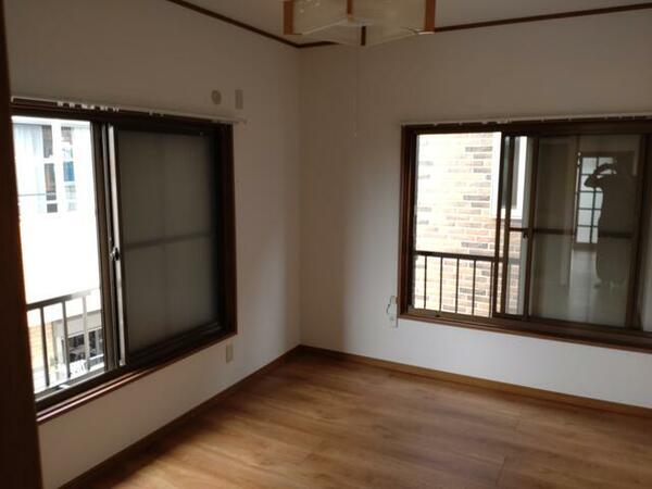 apartment 埼玉県白岡市白岡
地図を見る