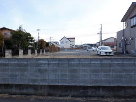 福島県郡山市安積町日出山字一本松