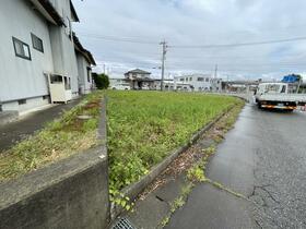 石川県小松市二ツ梨町