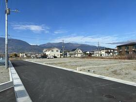 山梨県南アルプス市寺部