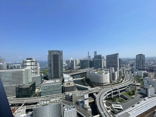 ＴＨＥ　ＹＯＫＯＨＡＭＡ　ＦＲＯＮＴ　ＴＯＷＥＲ 3009｜神奈川県横浜市神奈川区鶴屋町１丁目(賃貸マンション2LDK・30階・58.88㎡)の写真 その8