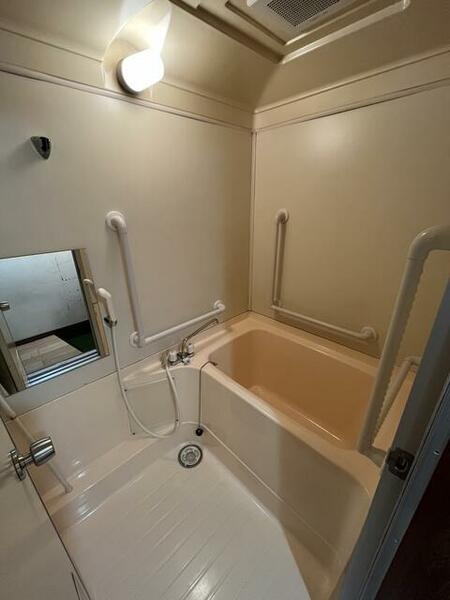 画像5:浴室