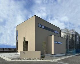 山梨県甲府市国母８丁目