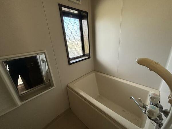 apartment 福島県相馬郡新地町谷地小屋字新地
地図を見る