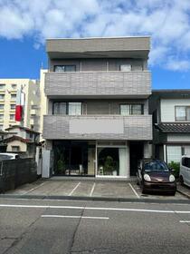 石川県金沢市畝田東２丁目