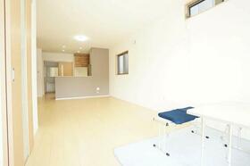 愛知県刈谷市築地町５丁目