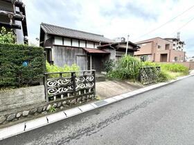 三重県津市島崎町