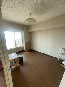 サンハイツ和泉砂川