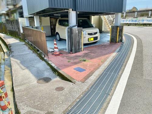 commercial 高知県高知市薊野西町２丁目