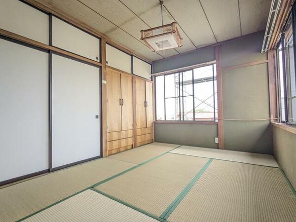 detached 山形県米沢市塩井町宮井
地図を見る