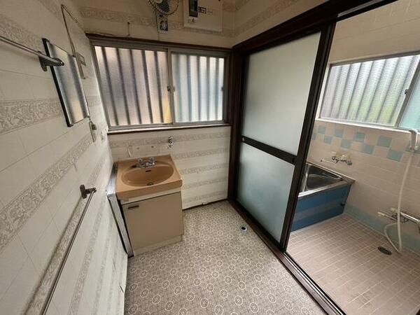 detached 埼玉県入間郡毛呂山町若山３丁目
地図を見る