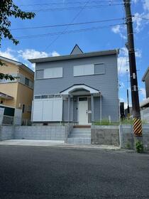 三重県四日市市西松本町