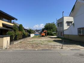 長野県千曲市大字稲荷山