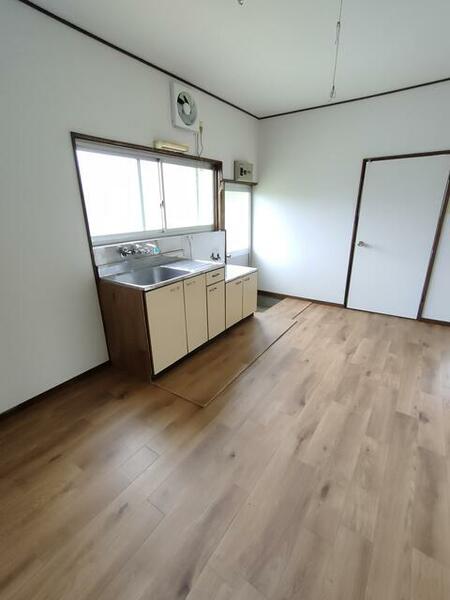 detached 福島県伊達郡川俣町飯坂字下中居

地図を見る