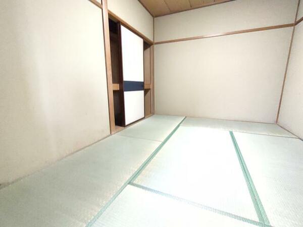 detached 福島県伊達郡川俣町飯坂字下中居

地図を見る