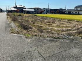 富山県小矢部市綾子