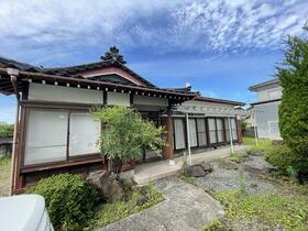 山形県鶴岡市東新斎町