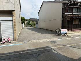 富山県滑川市瀬羽町