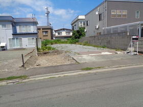 青森県青森市港町１丁目