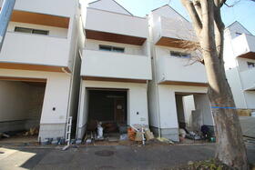 神奈川県川崎市宮前区平４丁目