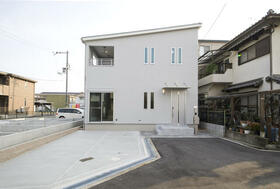 大阪府松原市三宅中１丁目