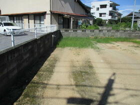 徳島県板野郡藍住町徳命字元村