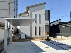 群馬県前橋市問屋町２丁目