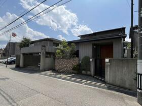 石川県金沢市旭町２丁目