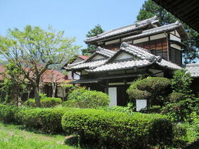 神奈川県愛甲郡愛川町半原