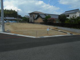 三重県亀山市小下町