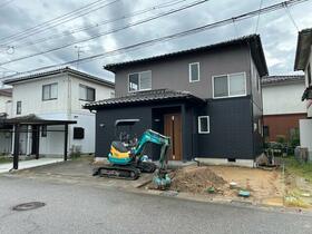 富山県滑川市上梅沢