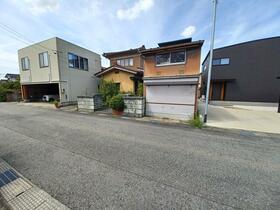 富山県富山市南栗山