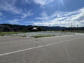 石川県白山市明島町山