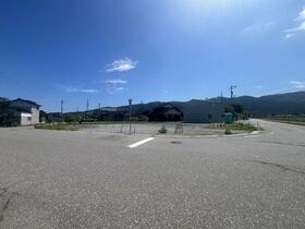 石川県白山市明島町山