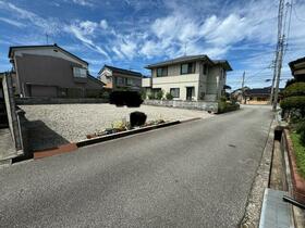 富山県滑川市坪川